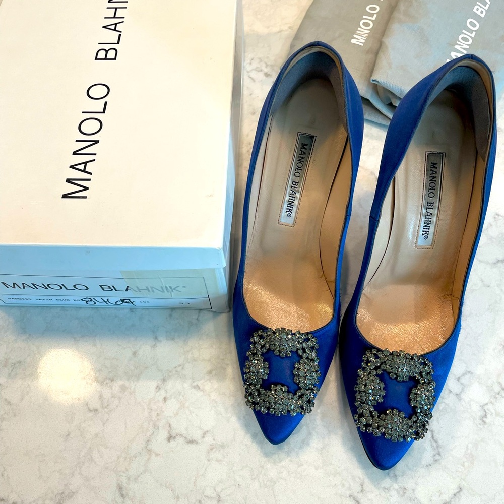 Manolo Blahnik Hangisi Royal Blue